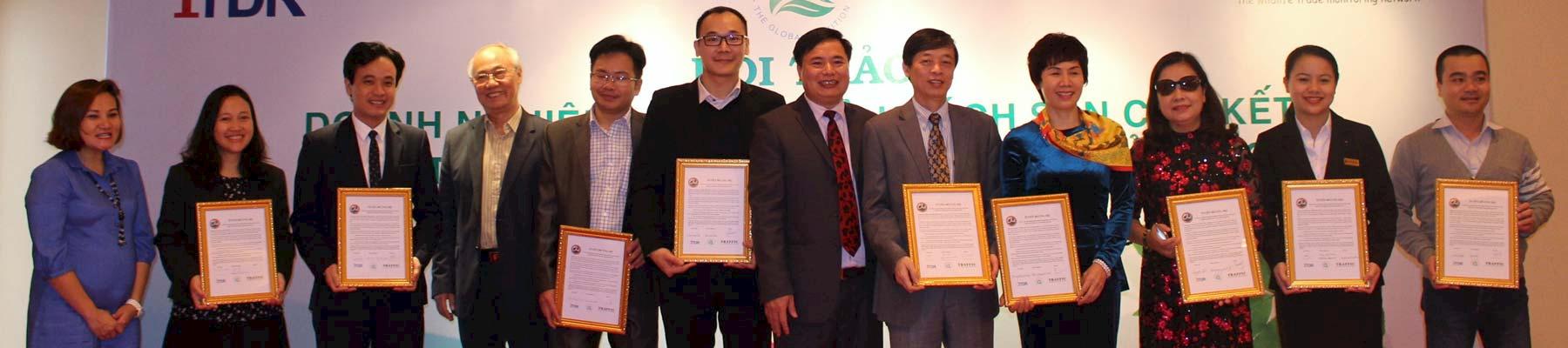Hanoi: nine businesses today signed pledges to adopt wildlife protection into their CSR policies © TRAFFIC