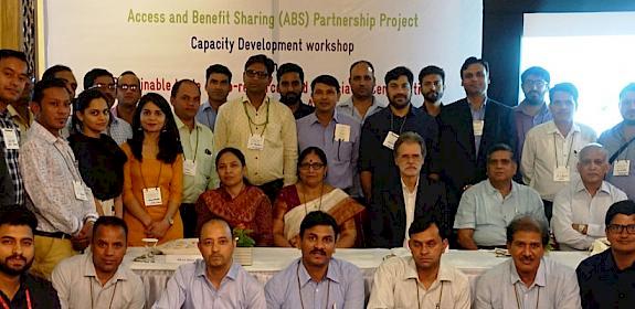 Participants at the Uttarakhand meeting © TRAFFIC 
