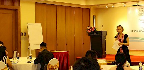 Madelon Willemsen, Director of TRAFFIC's Viet Nam office, addresses participants at the workshop