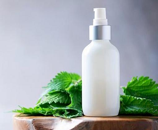 WildCheck: Assessing risks and opportunities of trade in wild plant ingredients