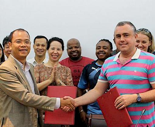 Viet Nam provides rhino horn samples to South Africa for DNA testing
