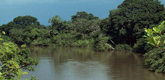 Garamba National Park - The Dungu River which weaves its way along the southern boundary © Sandra Mbanefo Obiago / WWF