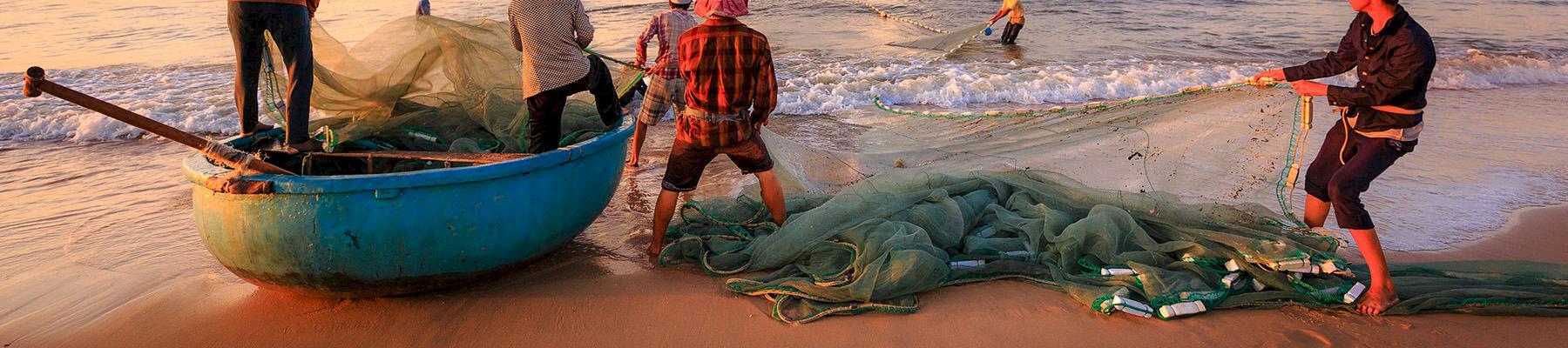 Fishermen in Viet Nam © CC Generic 2.0